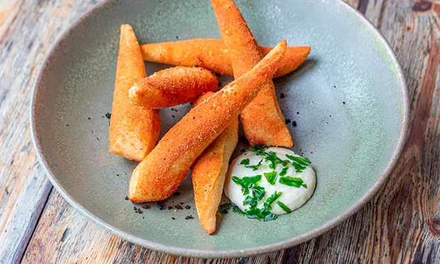 Alter, Aldgate East, food review: ‘Stylish venue shaking up perceptions of vegan fare’