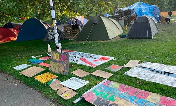 Group of anti-vaxxers evicted from Hackney Downs following court ruling
