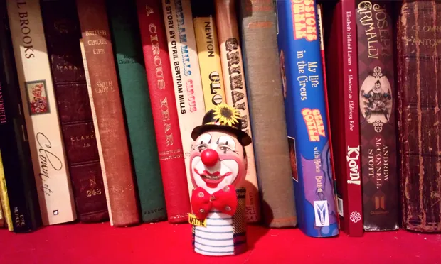 One of Faint's own egg likenesses