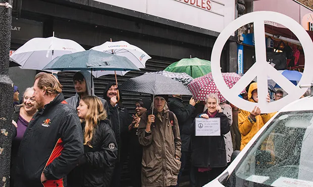 Hackney Council unveils plaque honouring peace symbol creator