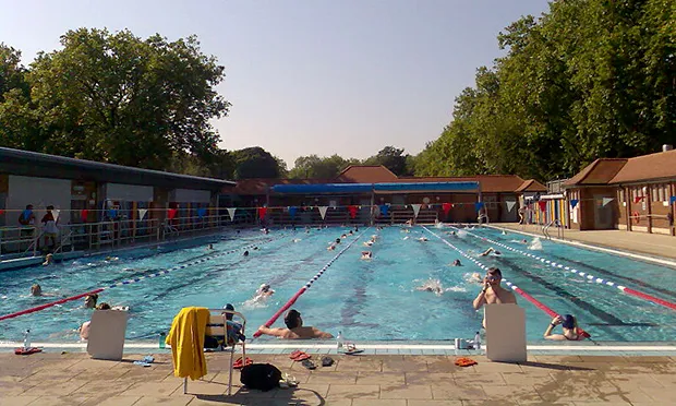 London Fields Lido closure halted amid concern over plans to end gender segregation