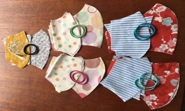 Hackney councillor offers clothes alteration service for donations to local food bank