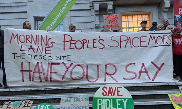 ‘Council homes at Morning Lane must be funded by selling flats,’ insists Hackney Mayor as campaigners deliver petition
