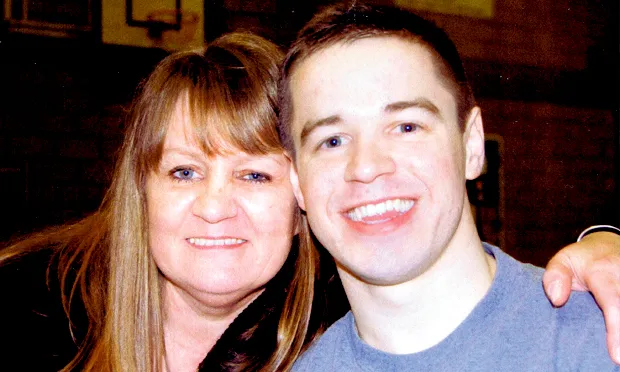 sam-hallam-and-mother-wendy-cohen-620