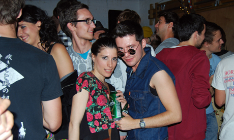 6 Saturday The Peanut Factory Hackney Wicked festival 2010 006 Photo:© Victoria Roberts