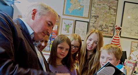 Chris-Riddell-460at-the-Story-Habit-launch