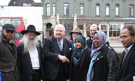 eric_pickles_amy_gray_mosque_460