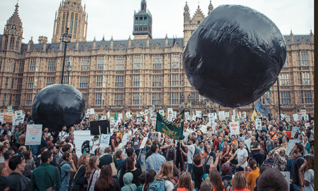 Global_divestment_day_460
