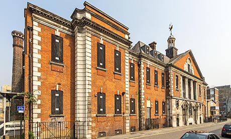 Haggerston_baths_exterior_460