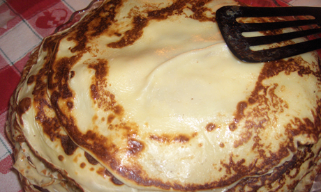 A heap of pancakes. Photo: Leo Johannes