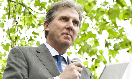 Ken_Warman_Bsix_head_460