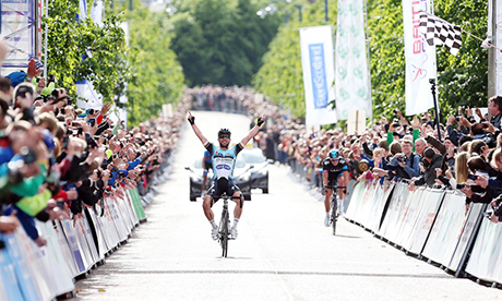 Mark Cavendish of Omega Pharma Quickstep wins the Men's Road Race in the 2013 British Cycling National Road Race Championships, Glasgow 23/06/13. Photograph: Vaughn Ridley / SWPix.com