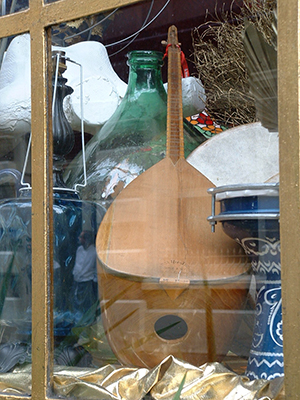 Instrument: a Turkish saz. Photograph: Andy Roberts via Flickr