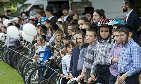 shomrim_open_day_2015_stamford_hill_460