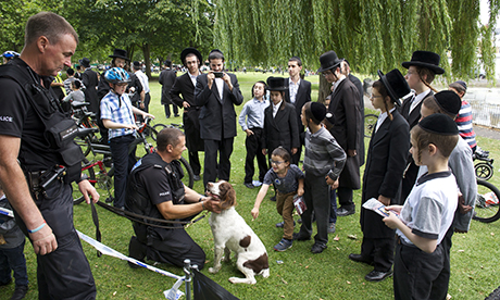 shomrim_open_Day_stamford_hill_460