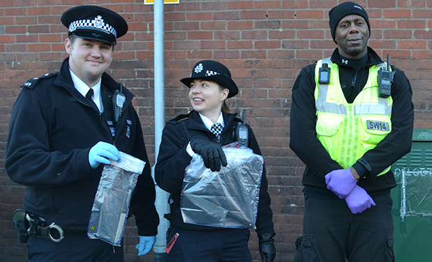 weapons sweep police with knives